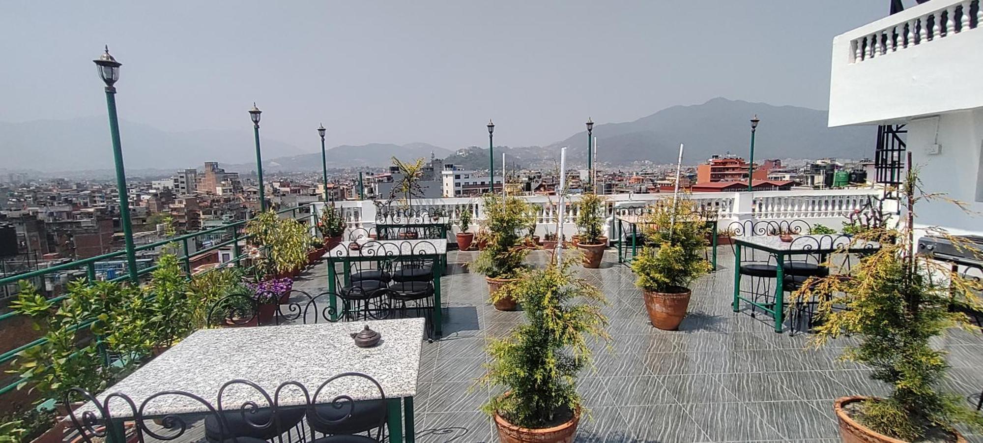 Hotel Nepalaya Katmandu Zewnętrze zdjęcie